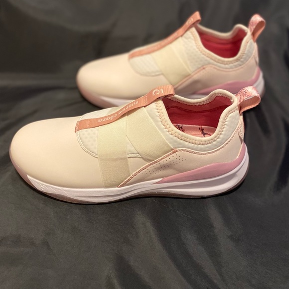 Limited Edition Clove Nurse Clara Shoes Women’s Size 9 OR Men’s size 7.5 - Picture 2 of 8